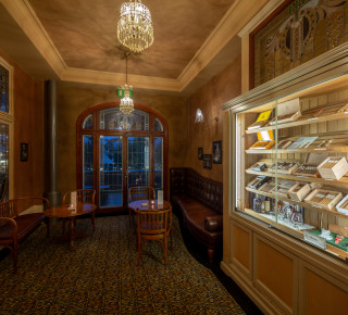 Innenansicht der Cigar Lounge