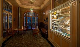 Innenansicht der Cigar Lounge