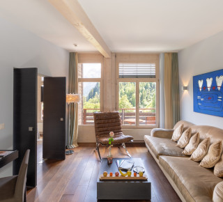 Ansicht des Wohnzimmers in der Roof Spa Suite